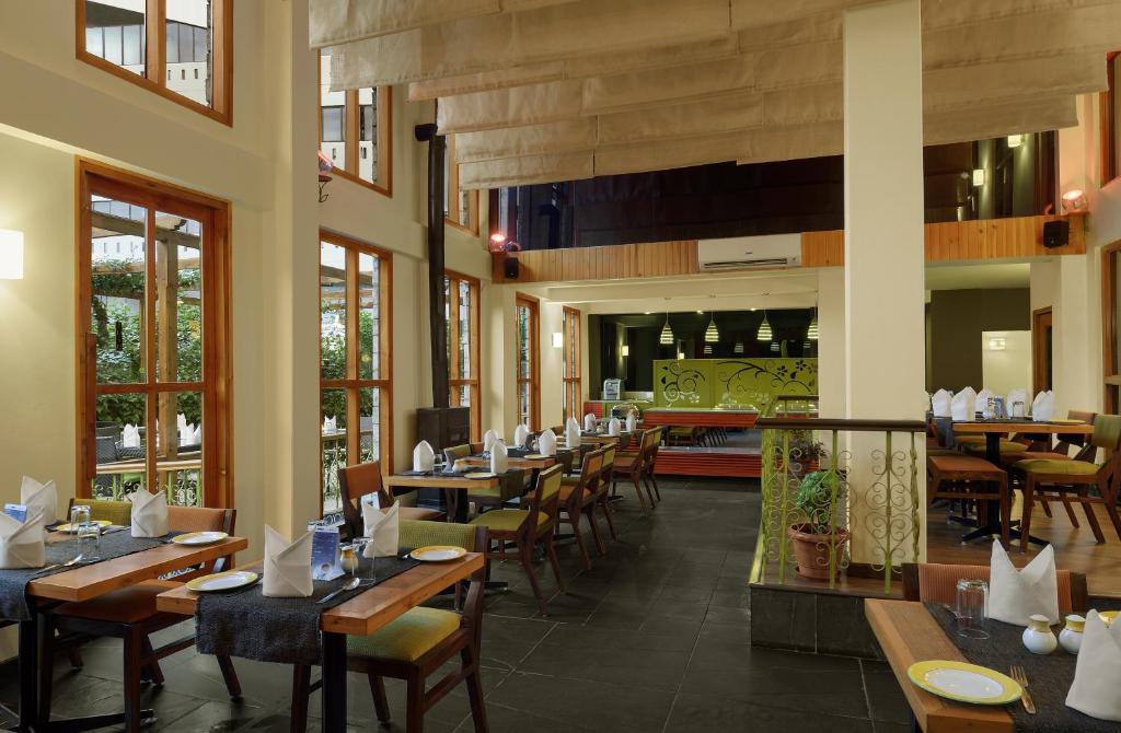 2 Honeymoon inn Manali