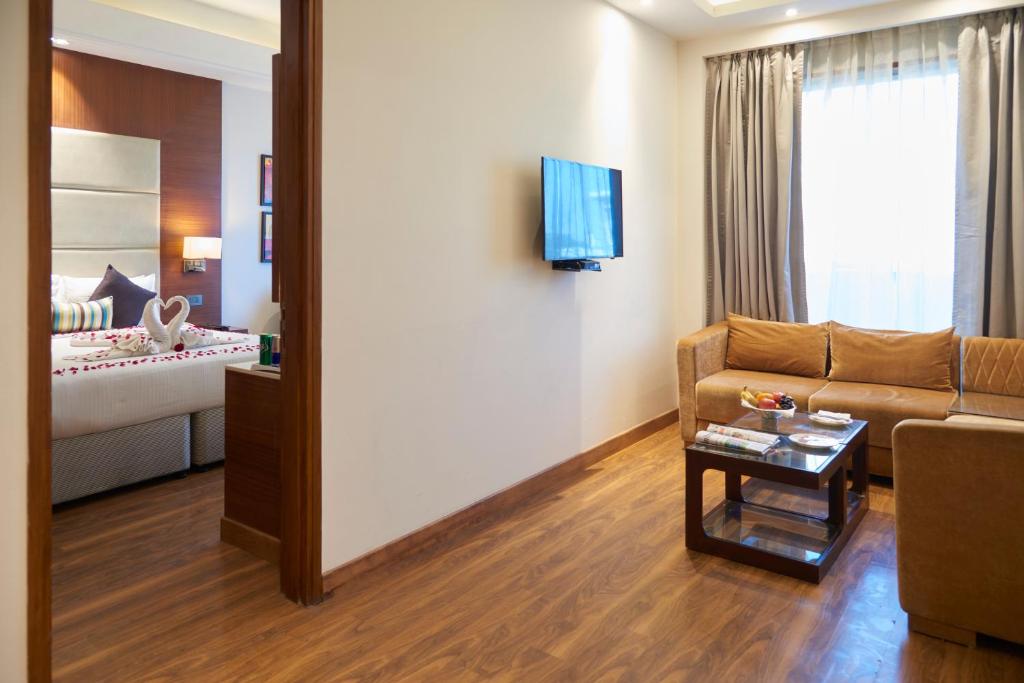 5 The P L Palace Agra