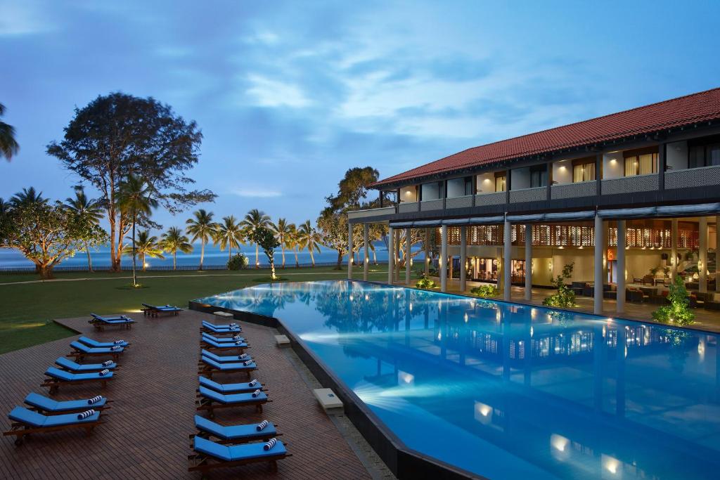 2 Cinnamon Bey Beruwala