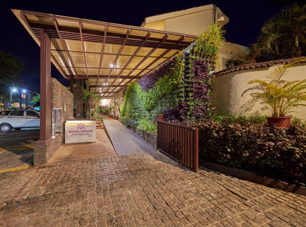 3 Royal Orchid Beach Resort & Spa, Goa