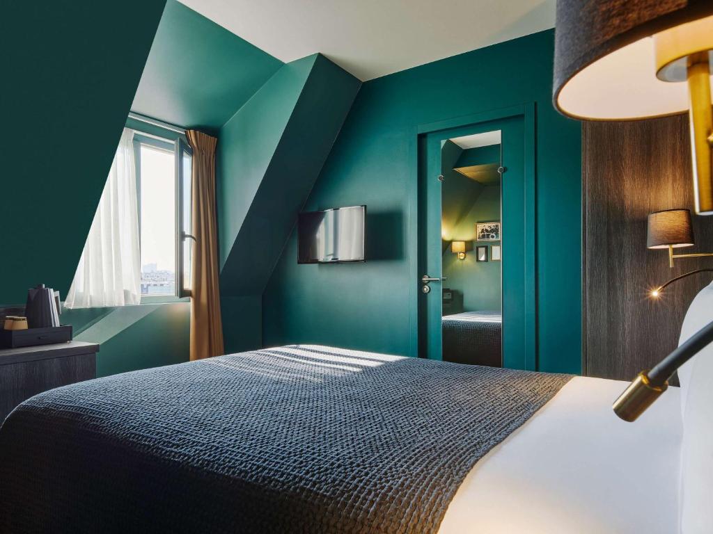 4 Hotel Mercure Paris Centre Tour Eiffel