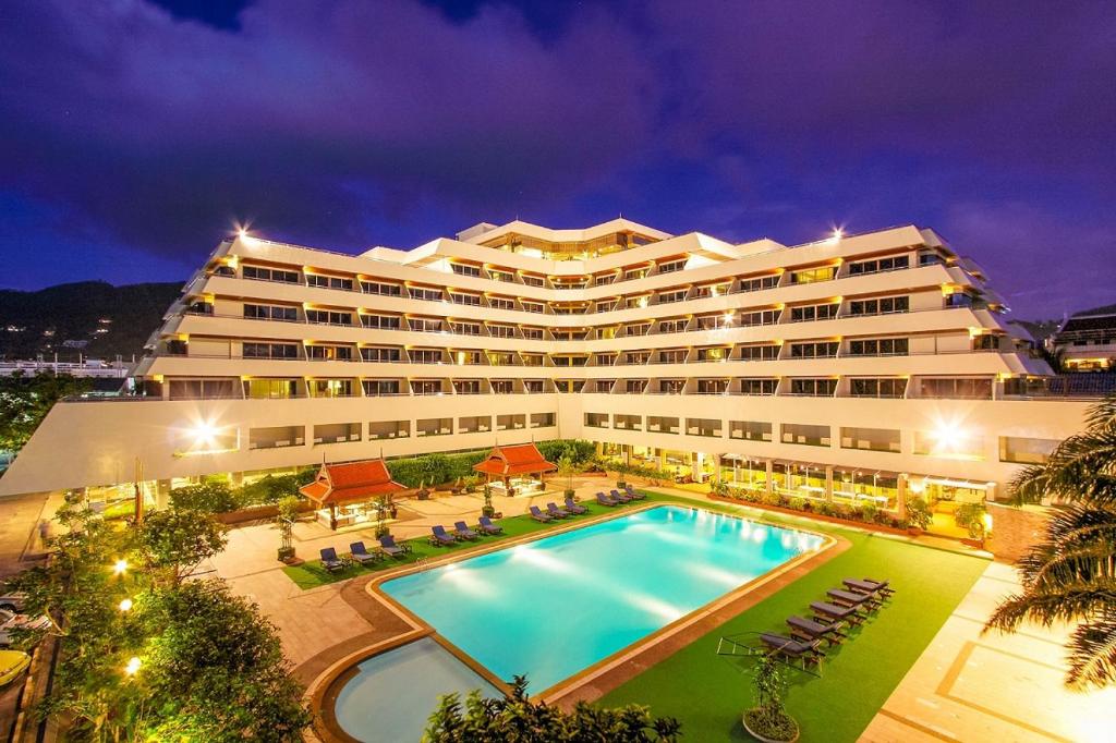 5 Patong Resort Hotel