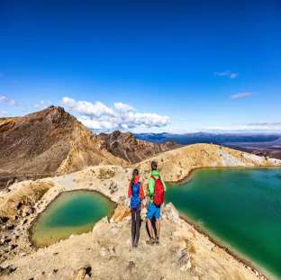 New Zealand popular tourist hiking hike 2
